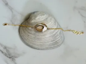 bracelet. mother of pearl gold