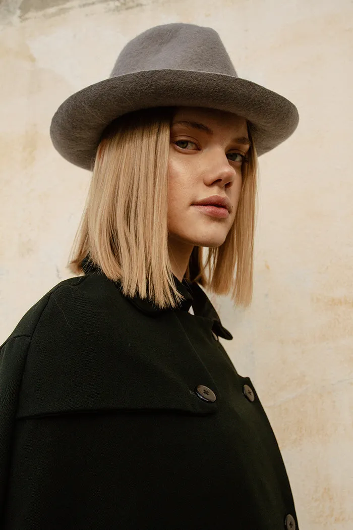 Fedora Curvy | Grey