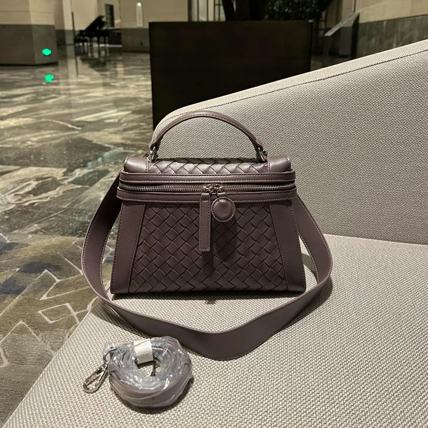 Italian Leather Box Bag, Lambskin Leather Handbag, Luxury Designer Bag, Italian Leather Box Bag, Classic Handbag