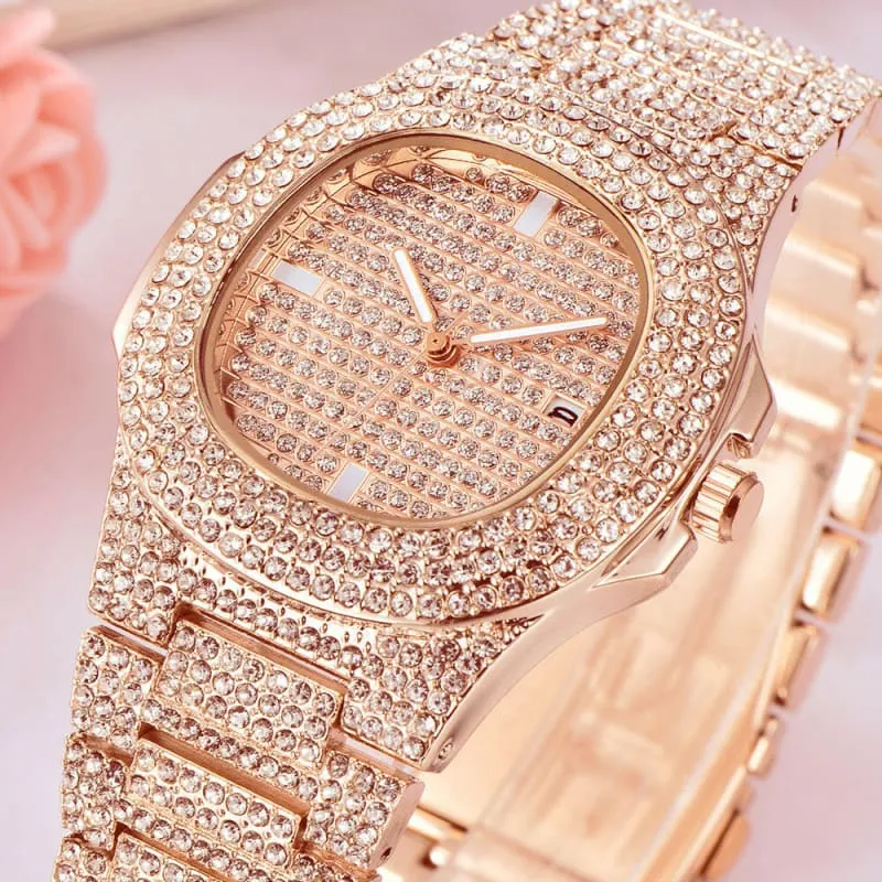 Mens Luxury Diamond Quartz Watch with Gold Steel Design