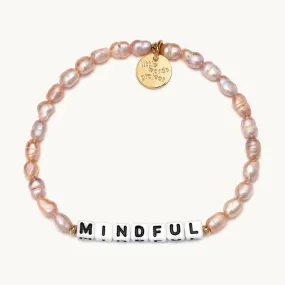 Mindful- Freshwater Pearl  Bead Pattern: Seahorse Bracelet