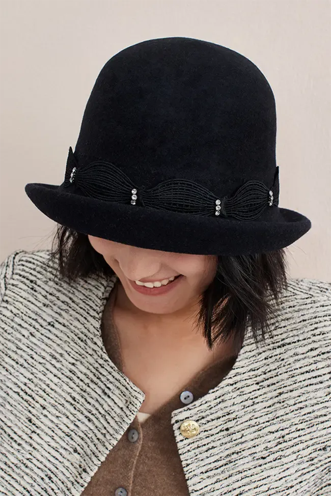 Retro Merino Wool Cloche Hat With Lace Trim