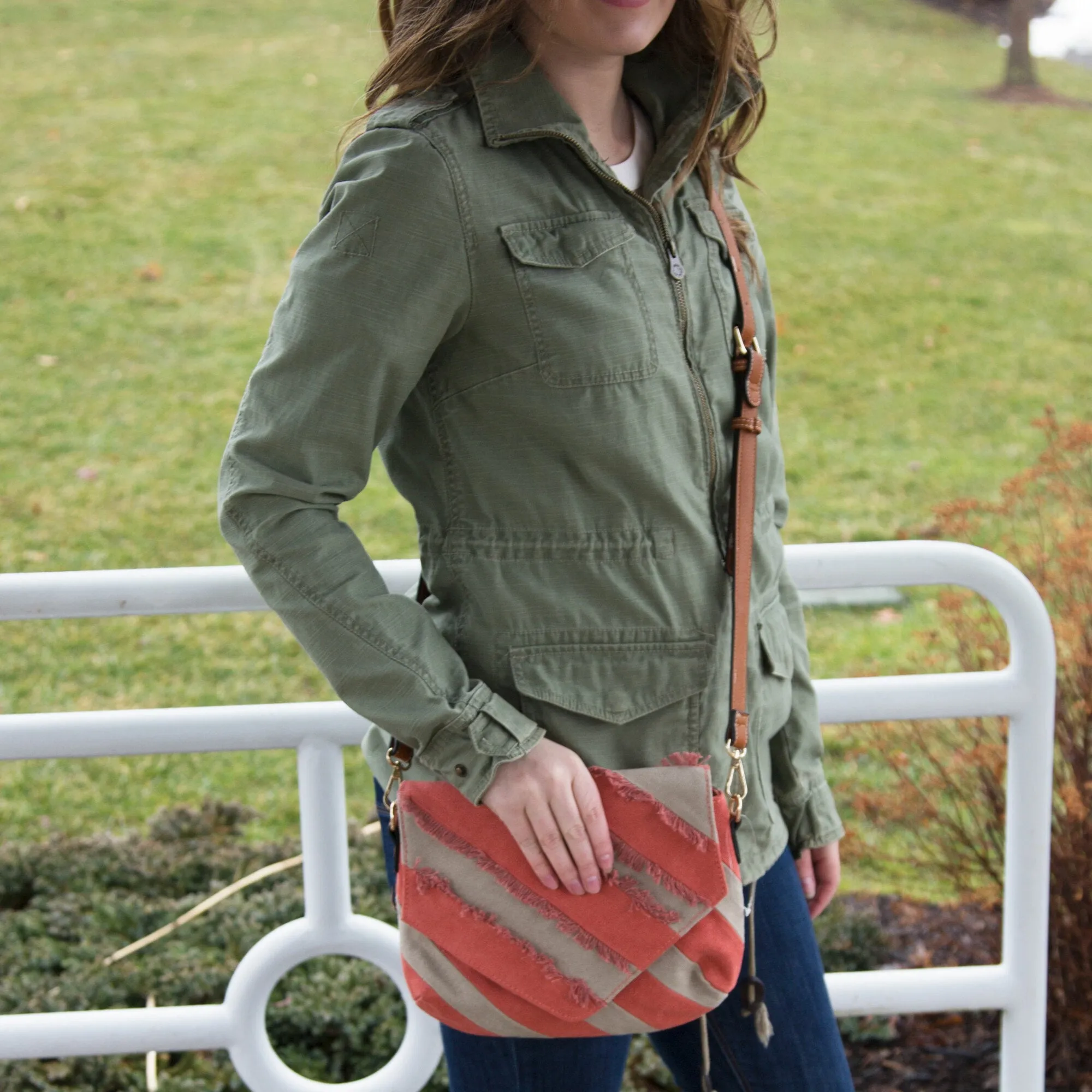 Russet 9" x 6.5" Canvas Shoulder Bag