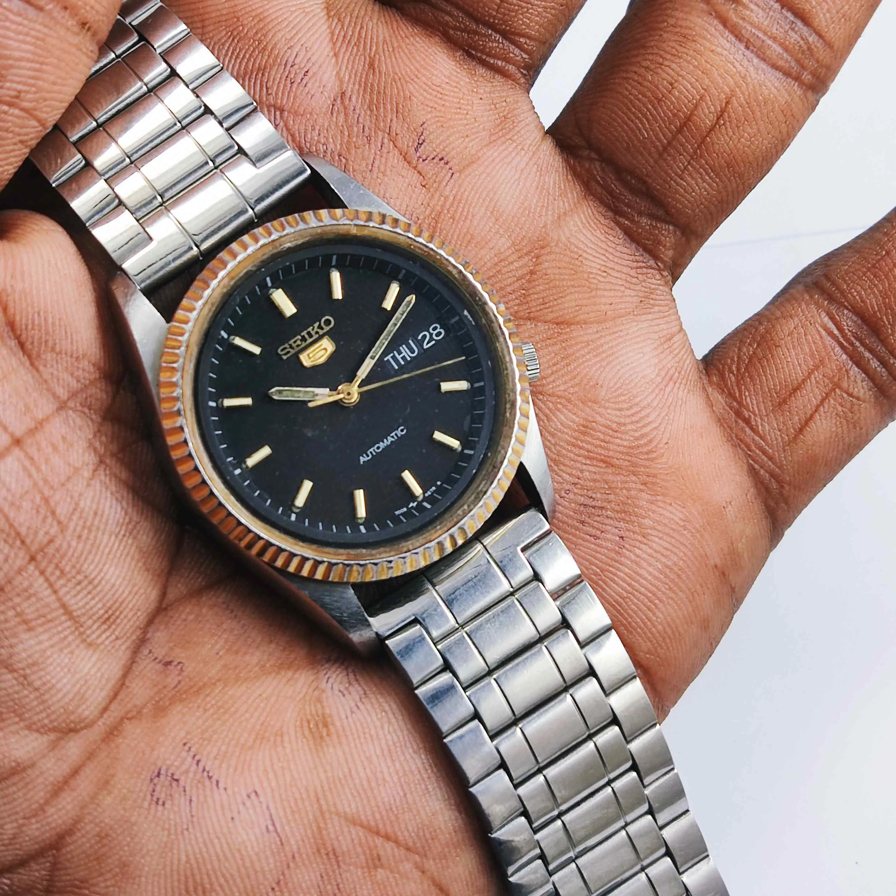 Seiko 5 Automatic 7009A Black Dial Golden Bezel Men's Watch