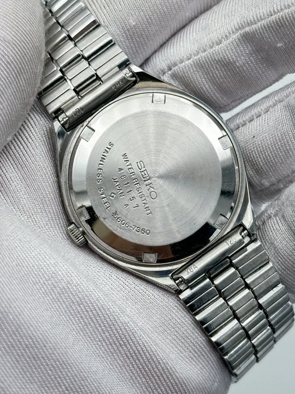 SEIKO LORD MATIC LM AUTOMATIC DAY-DATE FACETED CRYSTAL GREEN DIAL REF. 5606-7360