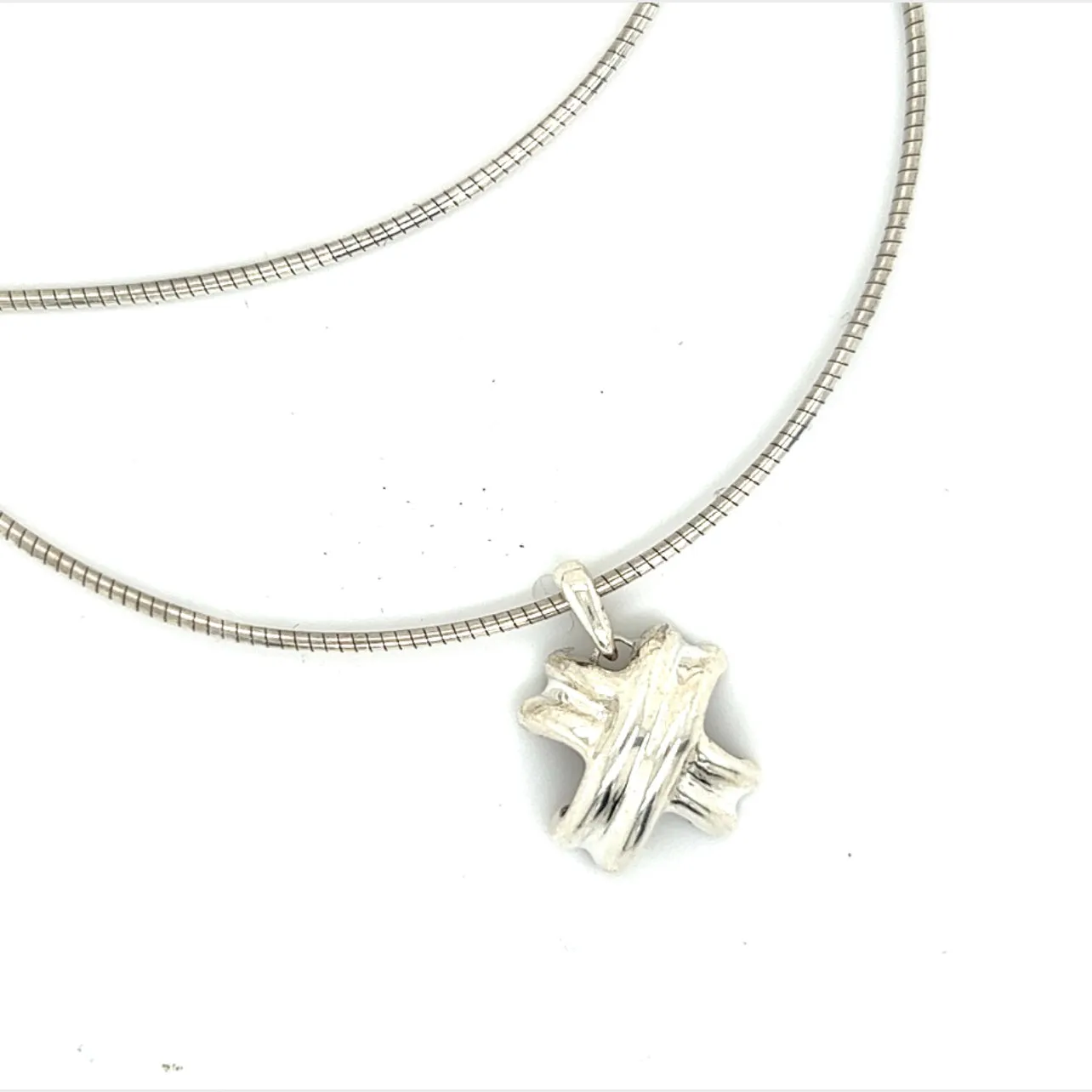 Tiffany & Co Estate X Signature Necklace 16" Sterling Silver TIF298