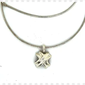 Tiffany & Co Estate X Signature Necklace 16" Sterling Silver TIF298