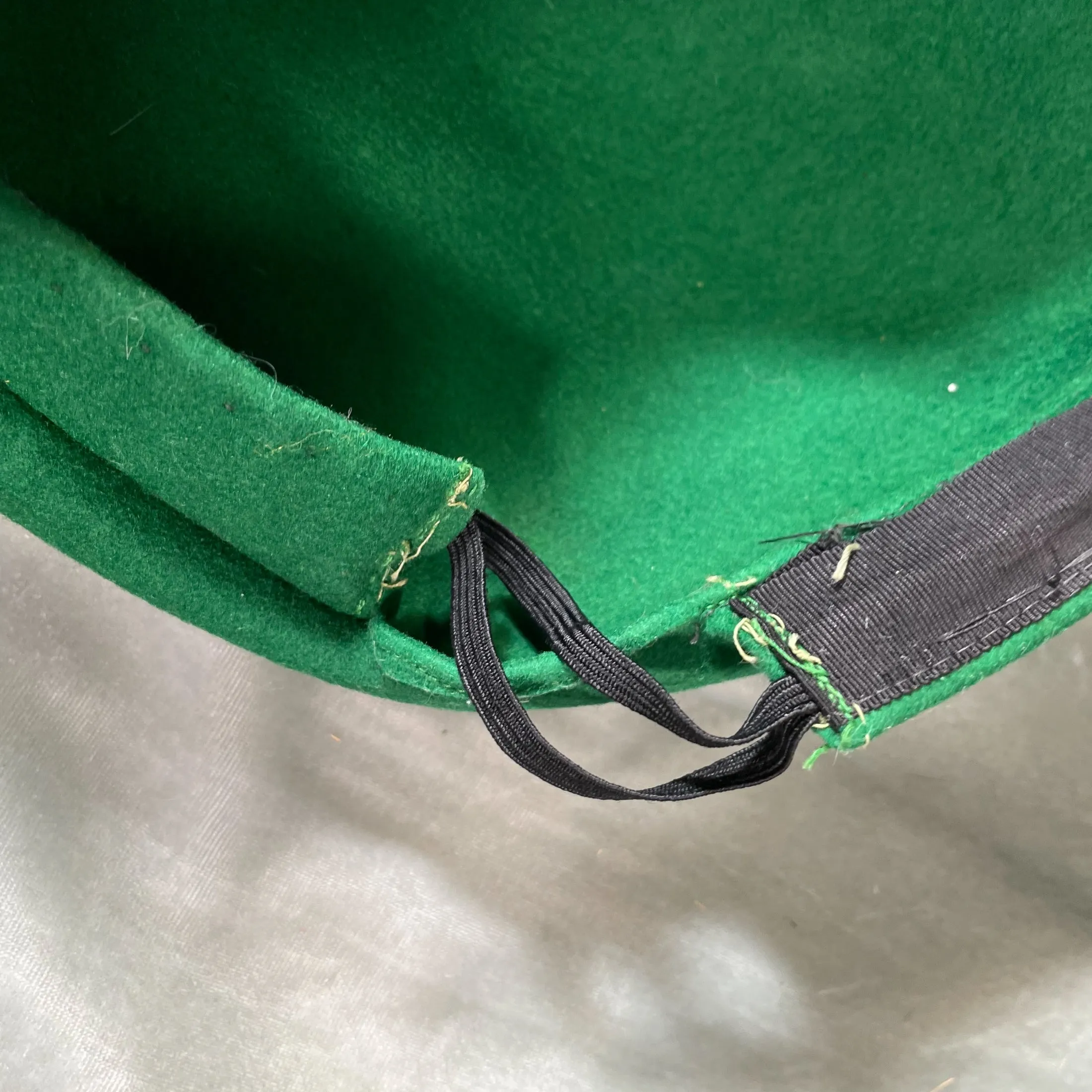 Vintage 40s Green Wool/Felt Hat w/Bow, Has Some Spots S